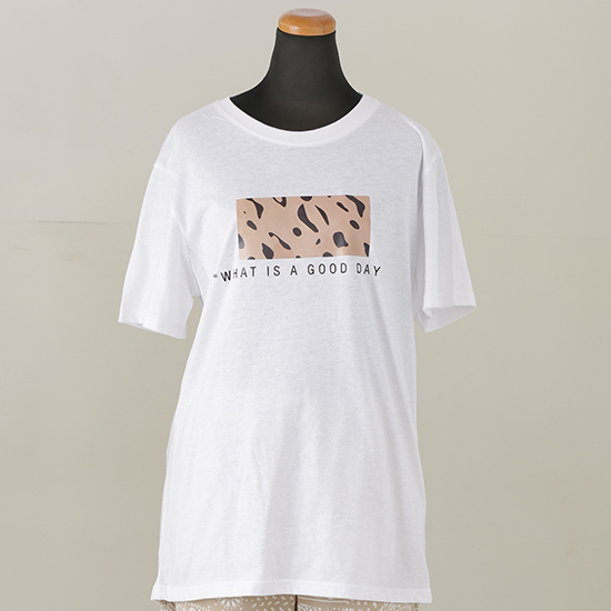 ヒョウ柄Tシャツ